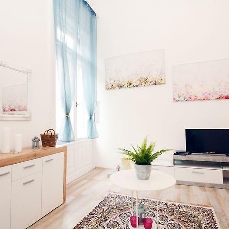 Lillybeth City Center Apartments 布达佩斯 外观 照片