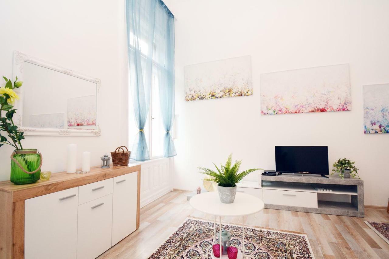 Lillybeth City Center Apartments 布达佩斯 外观 照片