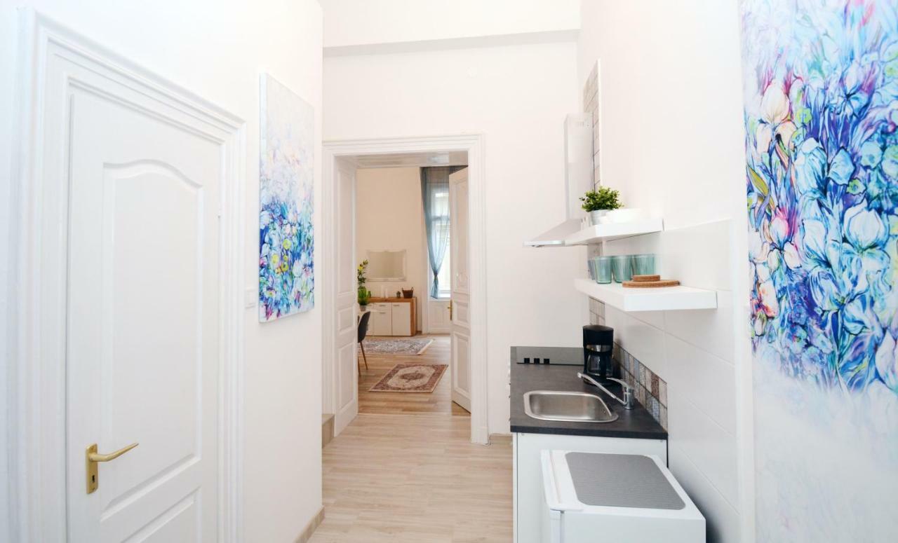 Lillybeth City Center Apartments 布达佩斯 外观 照片