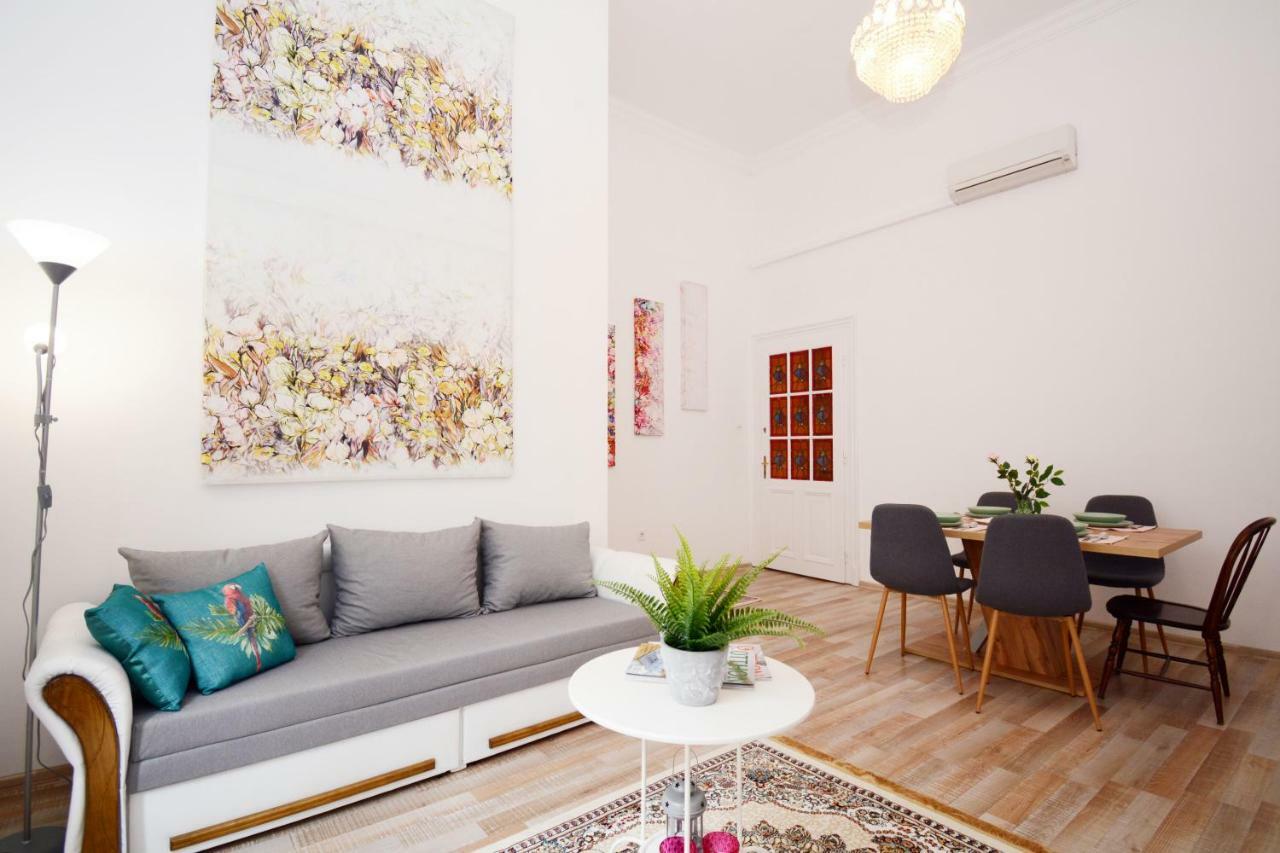 Lillybeth City Center Apartments 布达佩斯 外观 照片