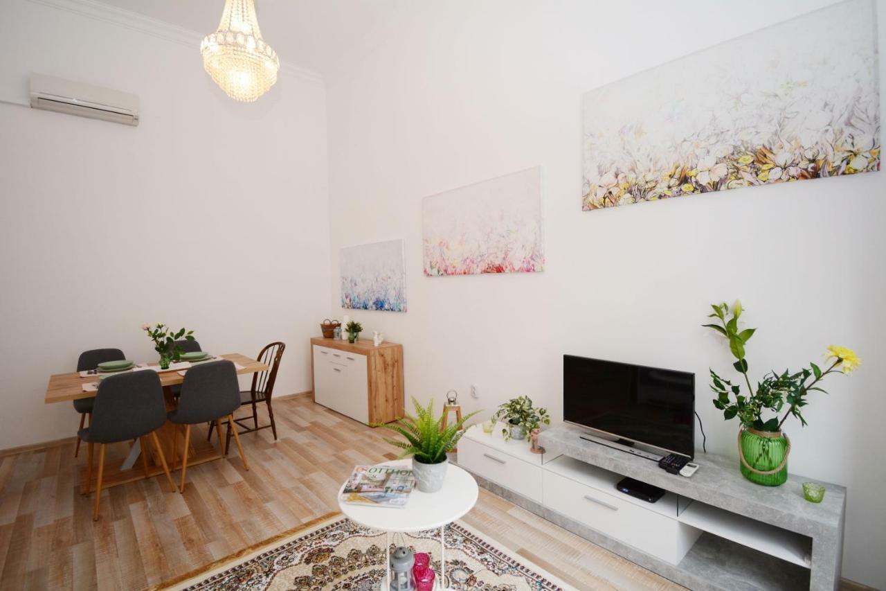 Lillybeth City Center Apartments 布达佩斯 外观 照片